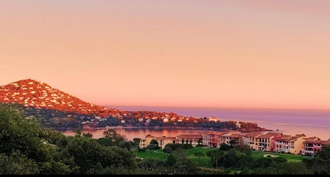 Vacances En Paradis Saint-Raphael  Ngoại thất bức ảnh